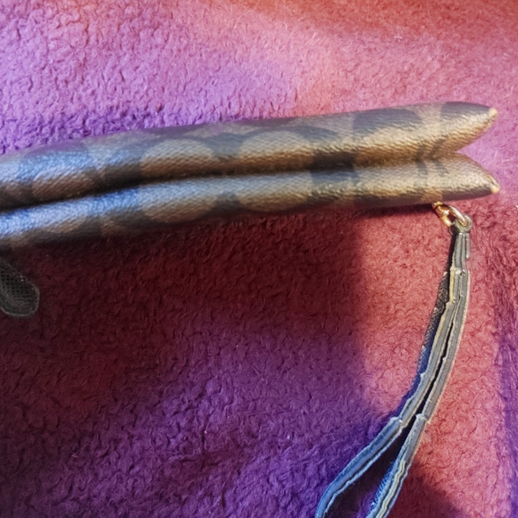 Coach Wallet - Picture 5 of 13